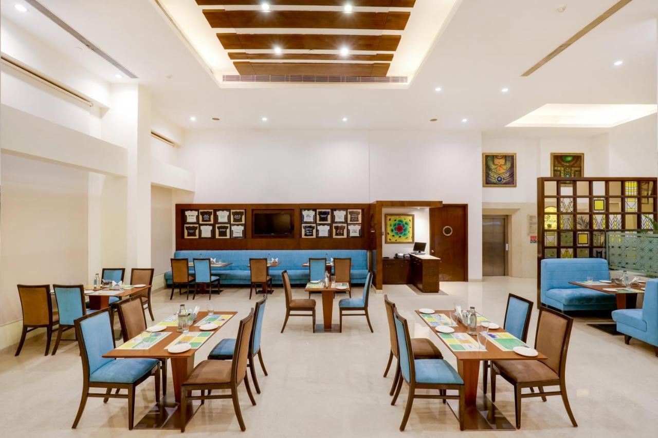Lemon Tree Premier 1, Gurugram Hotel 4*