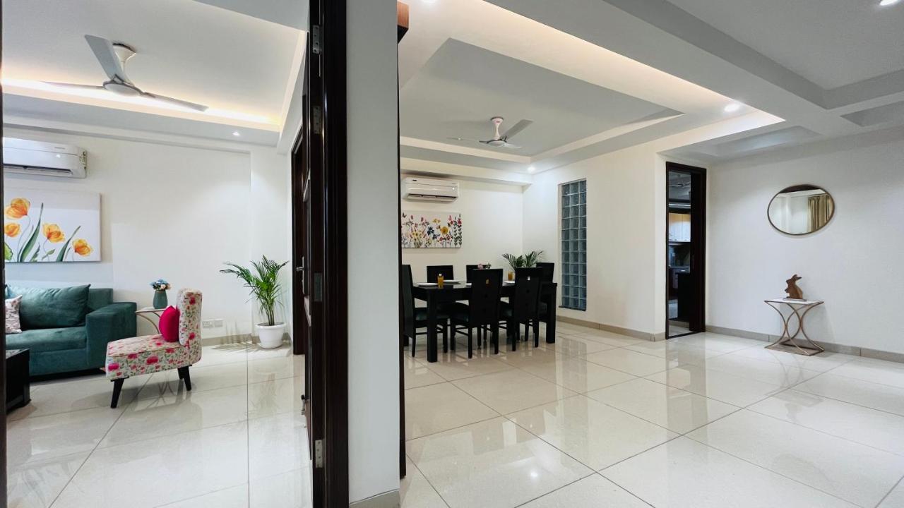 Apartment Bluo 3bhk Golf Course Road - Balcony, Lift, Terrace Gurgaon