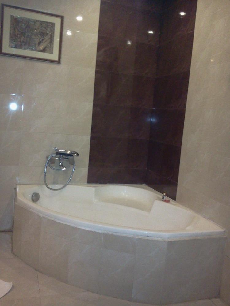 United 21 Citymark Hotel Gurgaon