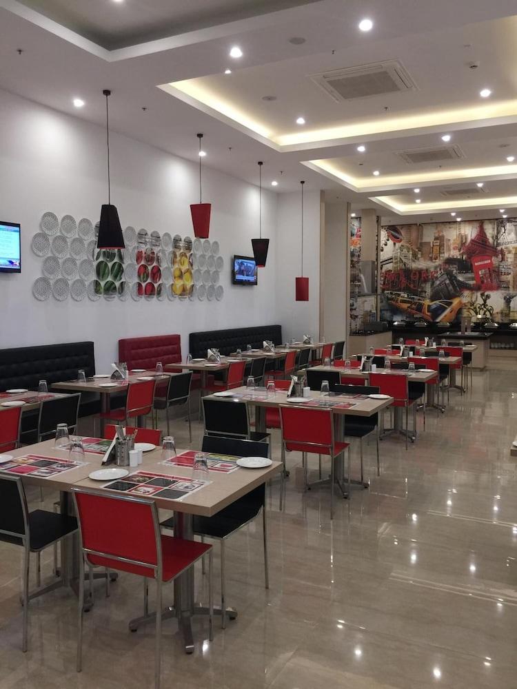 Red Fox By Lemon Tree Hotels, Sector 60, Gurugram Hotel Gurgaon