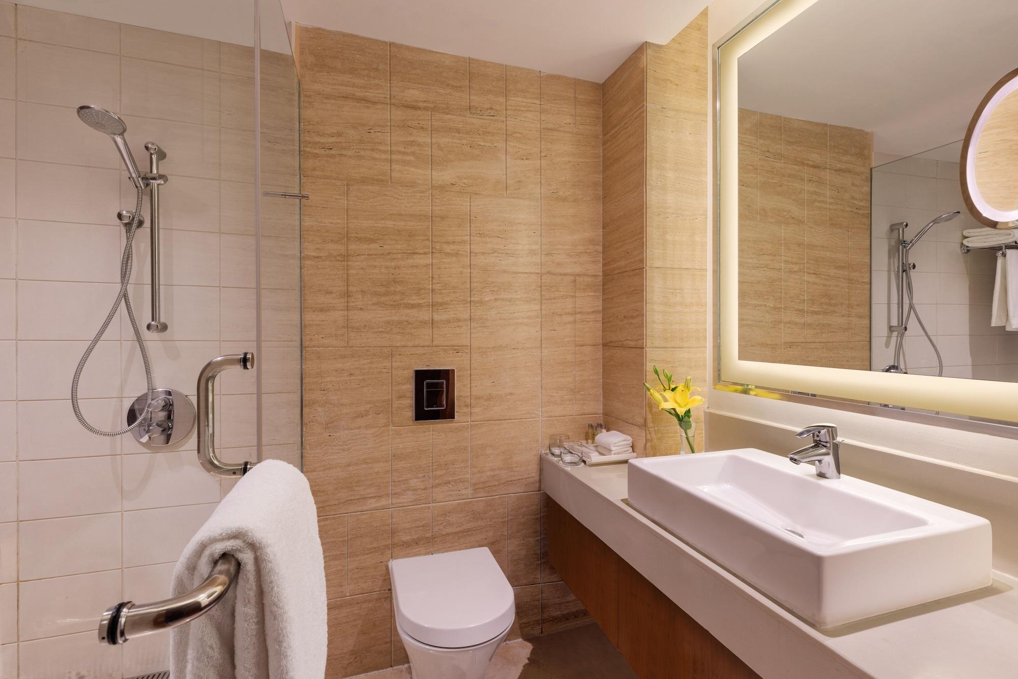 Hotel Doubletree By Hilton New Delhi Ncr 5*