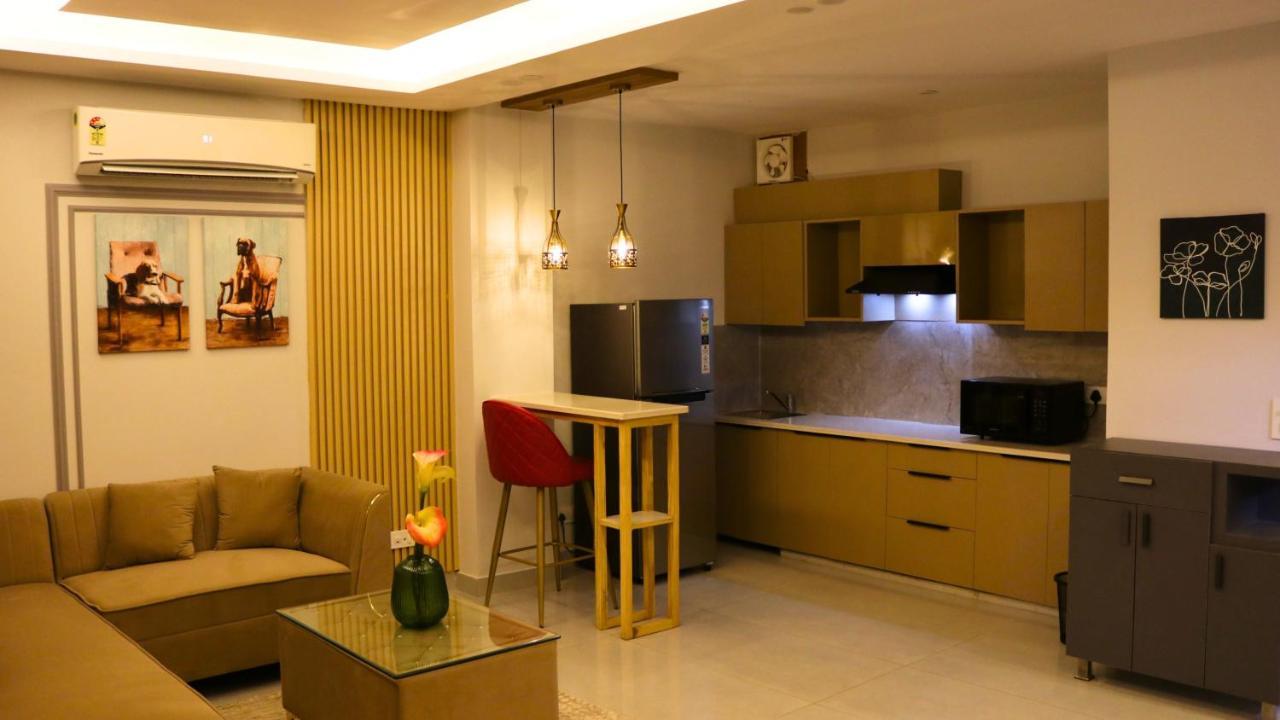 Hotel Ava And Corporate