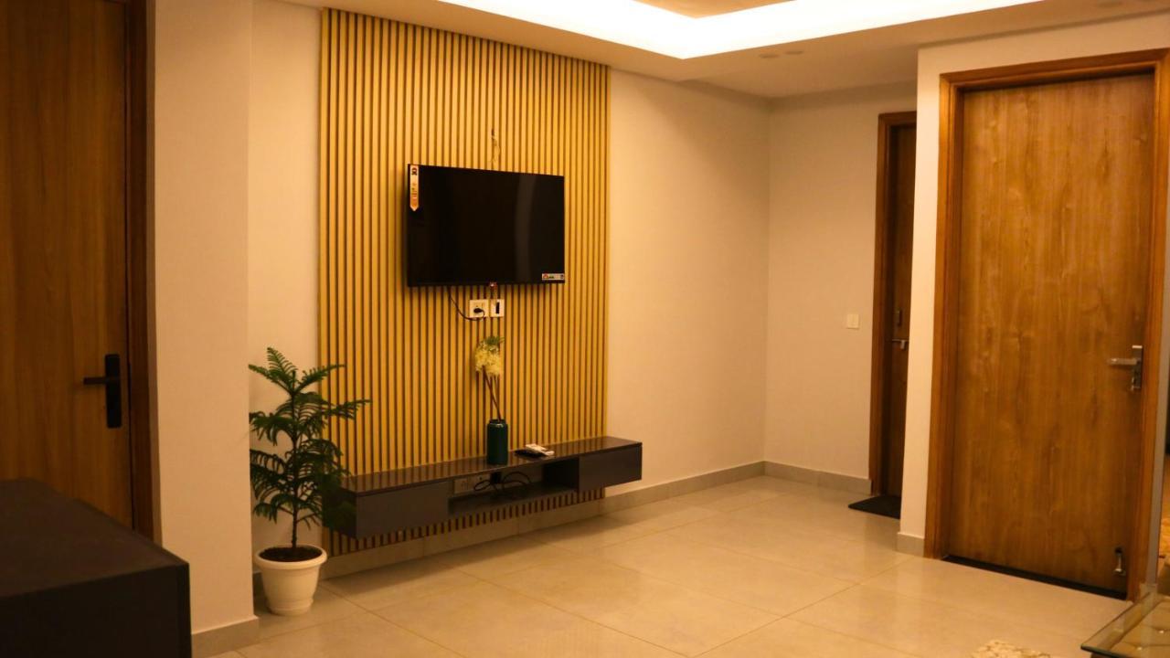 Ava And Corporate Hotel Gurgaon