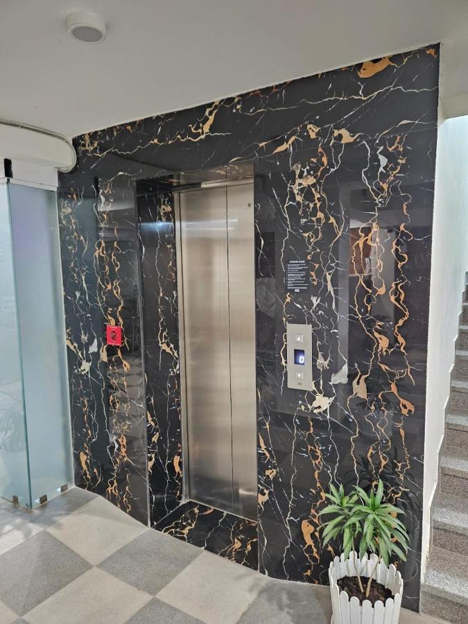 Amahi - Sector 48 Hotel 3*