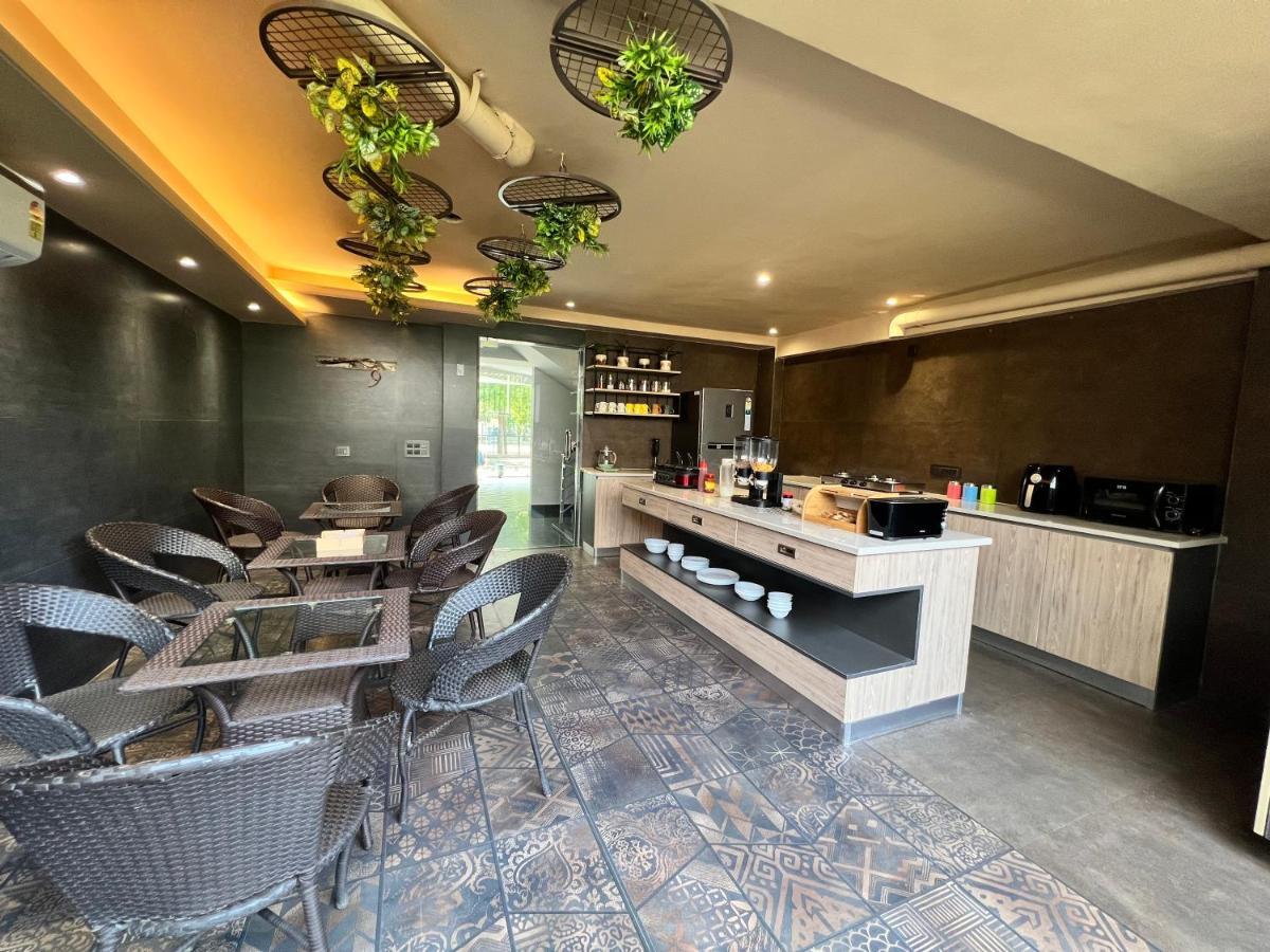 Bed&oats Bed & Breakfast Gurgaon