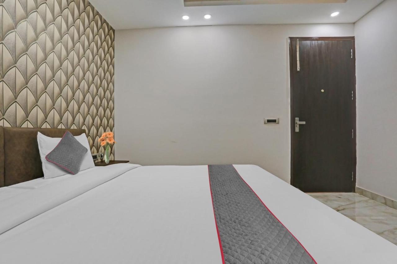 Collection O The Telone 3* Gurgaon