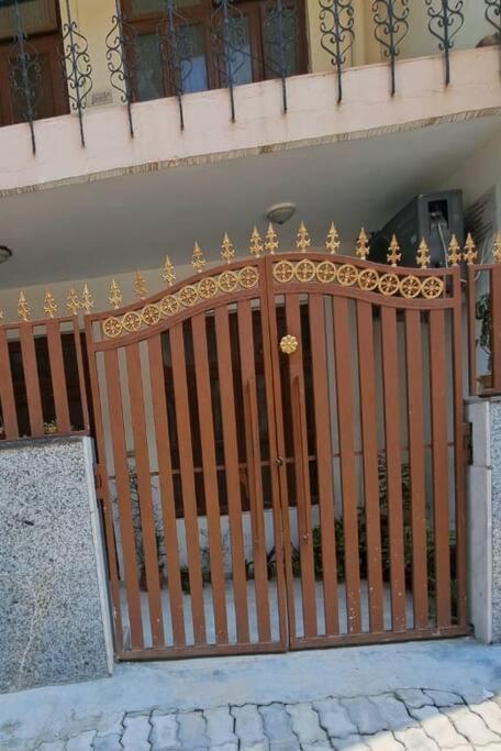 Apartment Jasmine By Walias, Entire Gurgaon