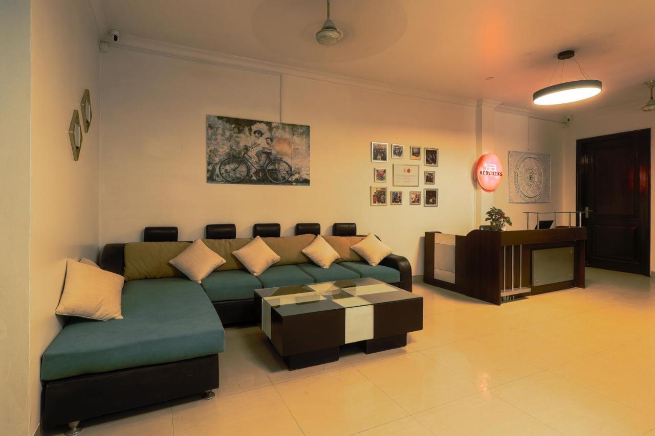Hotel Bed Lucks Gurgaon