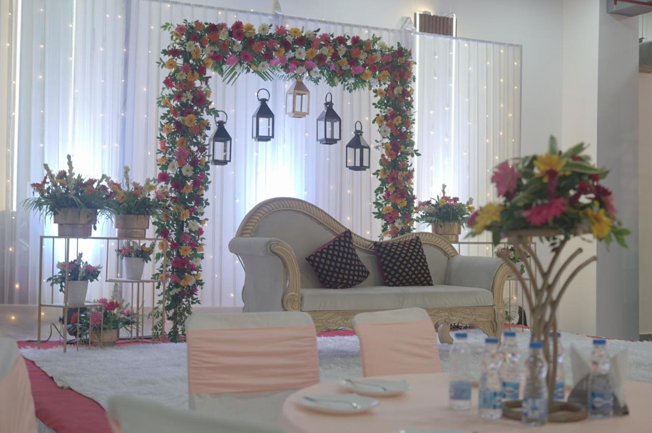 Hotel Rr Galaxy Gurgaon