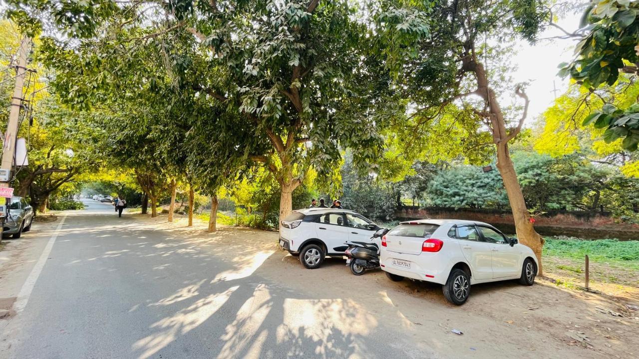 Starline Sector 28 Hotel Gurgaon