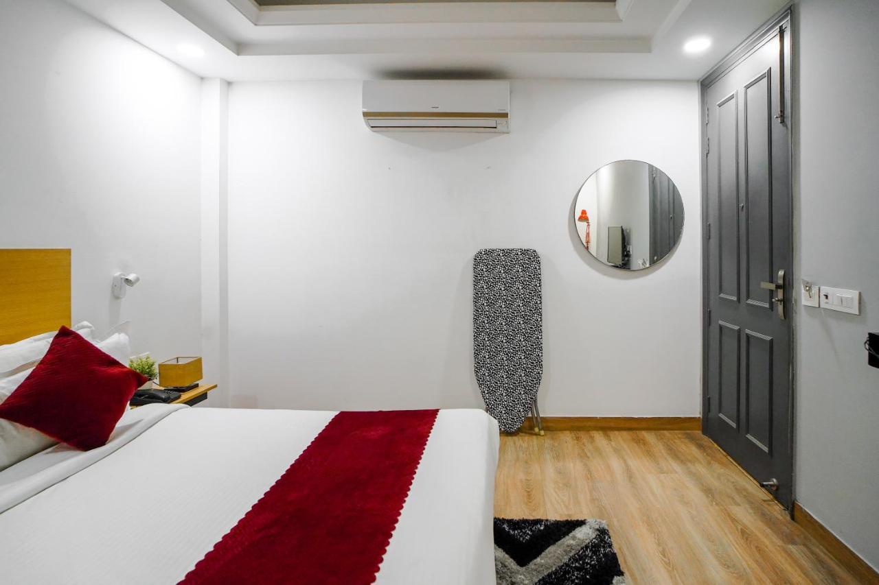 Saltstayz Express - Golf Course Road & Dlf Phase-1 4* Gurgaon