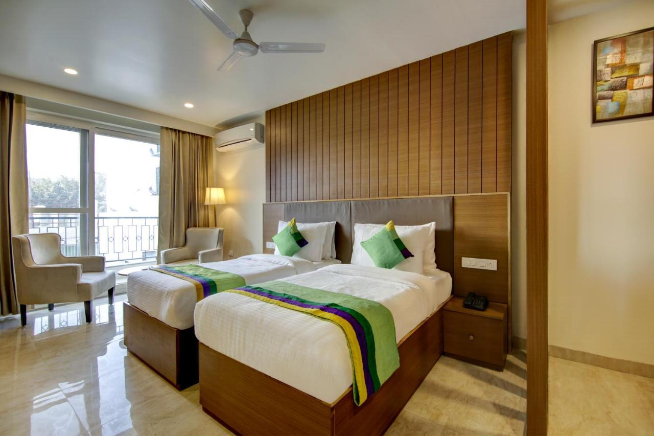 Hotel Treebo Grand Gurugram 3*