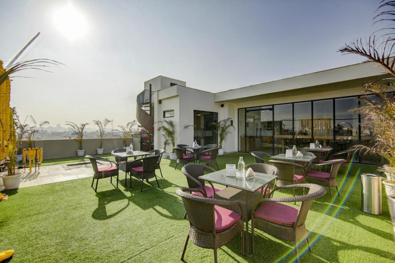 Hotel Treebo Grand Gurugram