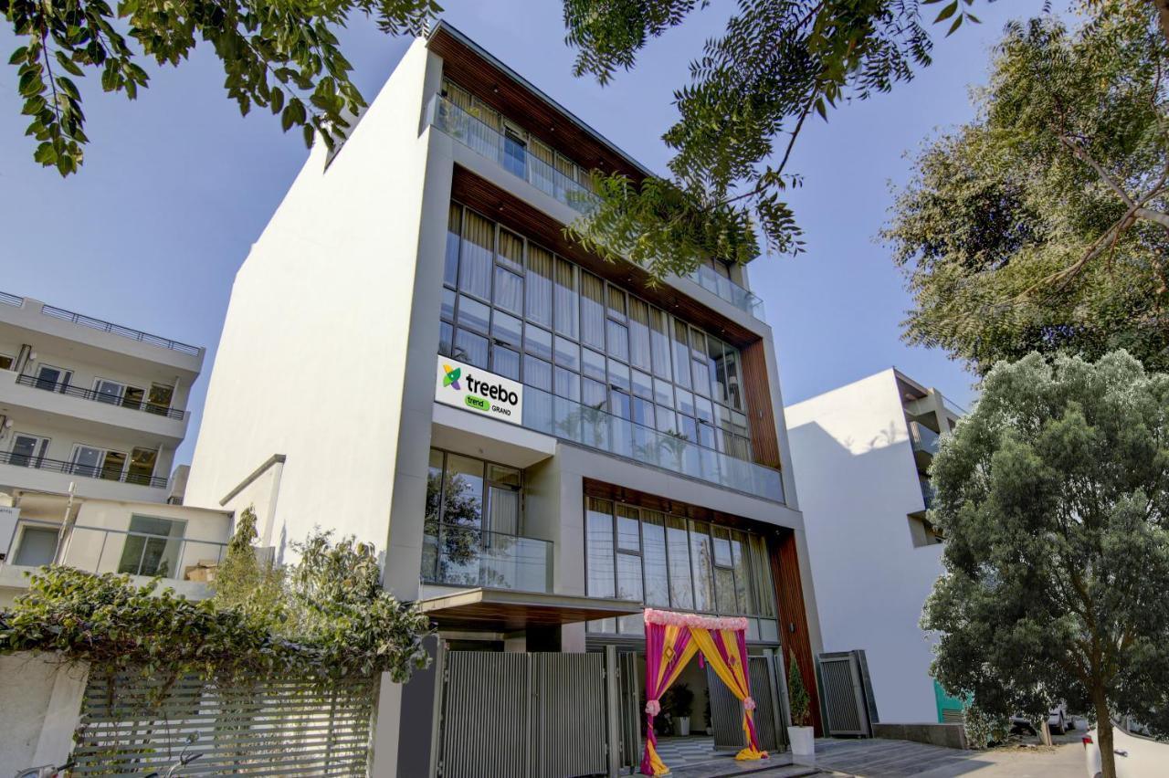 Treebo Grand Gurugram Hotel Gurgaon