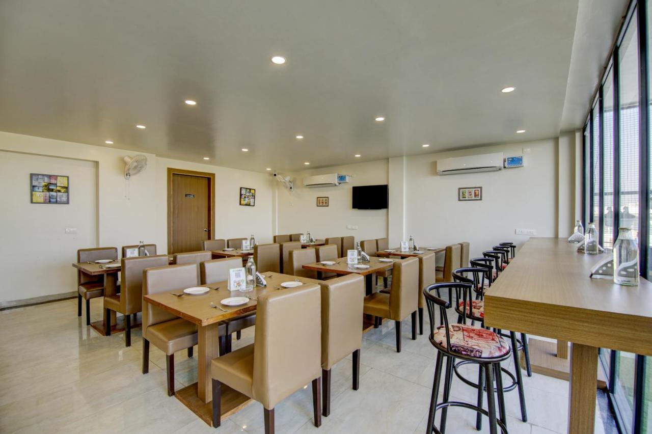 Treebo Grand Gurugram Hotel