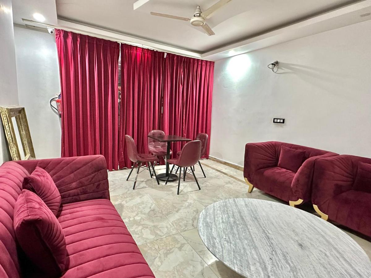 Apartment Private Floor With Hall And 5 For Parties *