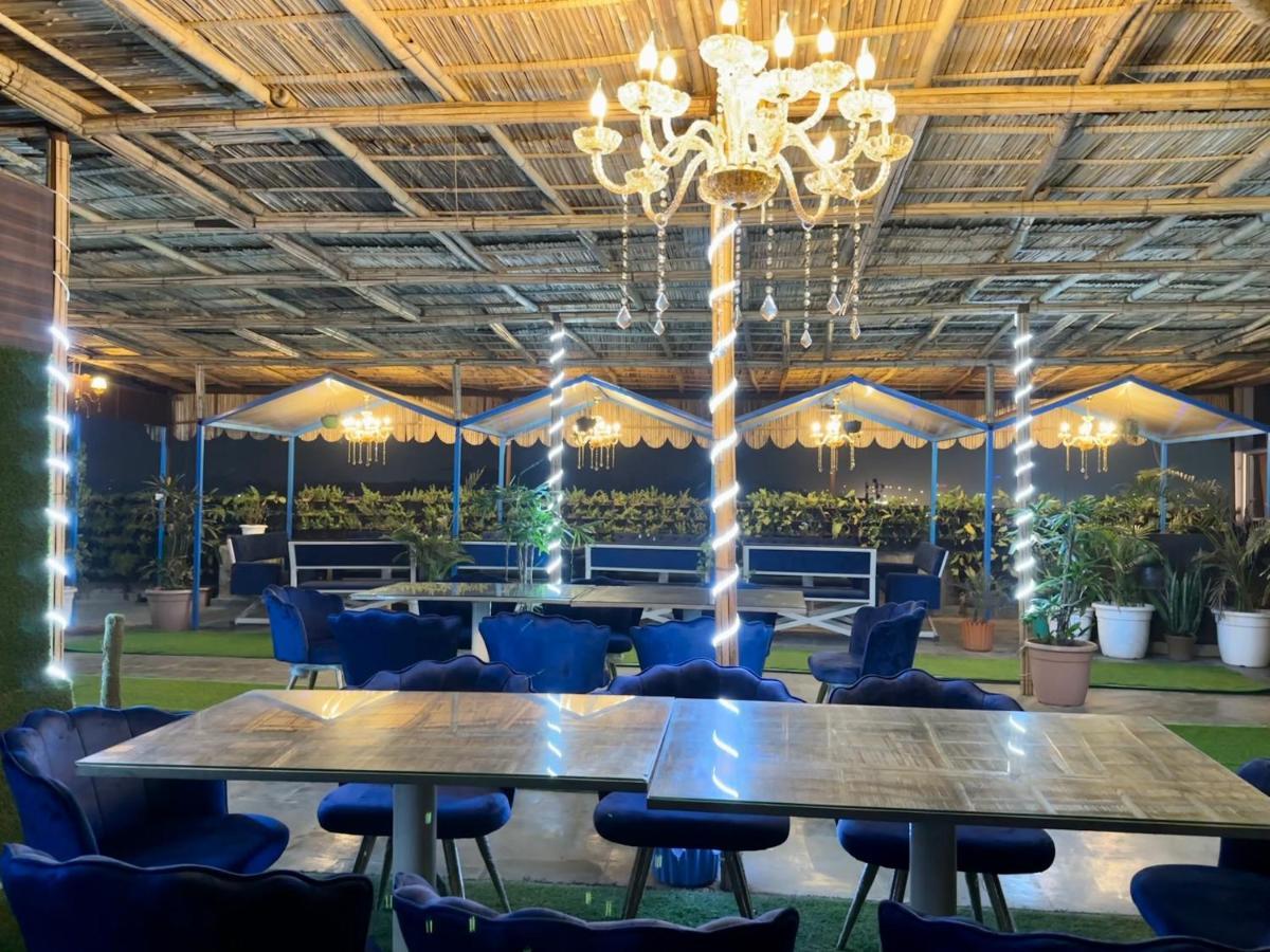Very Spacious Terrace With For Gatherings * Gurgaon