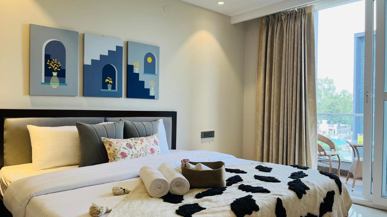 Hotel Bluo 1bhk - Balcony, Lift, Gym, Parking 3*