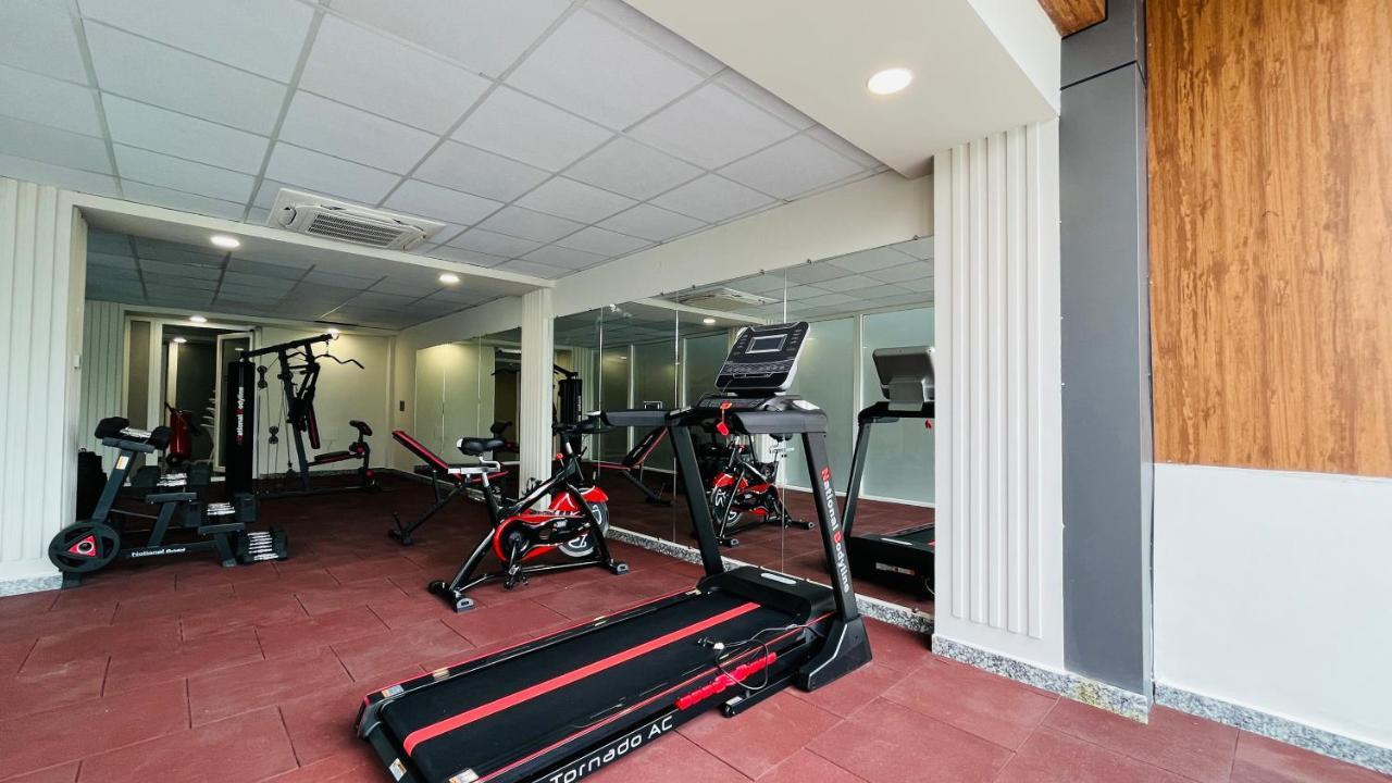 Bluo 1bhk - Balcony, Lift, Gym, Parking Hotel Gurgaon