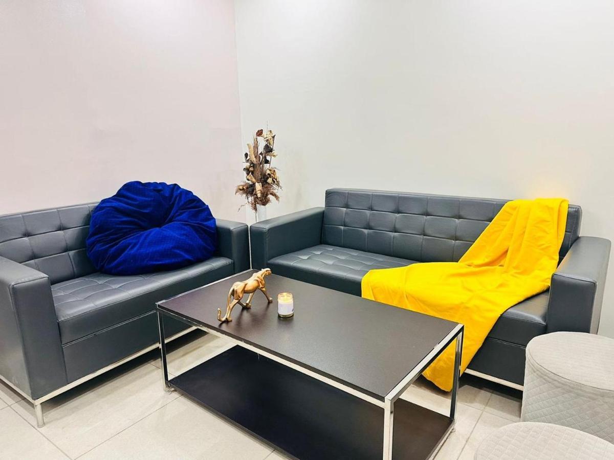 Cozy 1 Bhk Apartment *