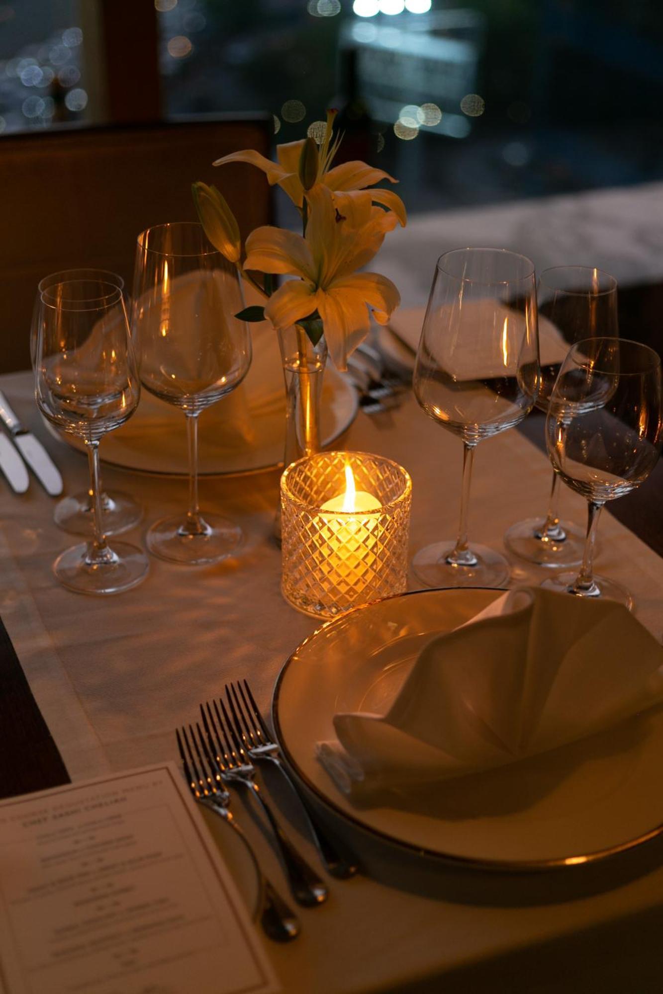 The Leela Ambience Gurugram & Residences - The Luxury Urban Sanctuary Hotel 5*