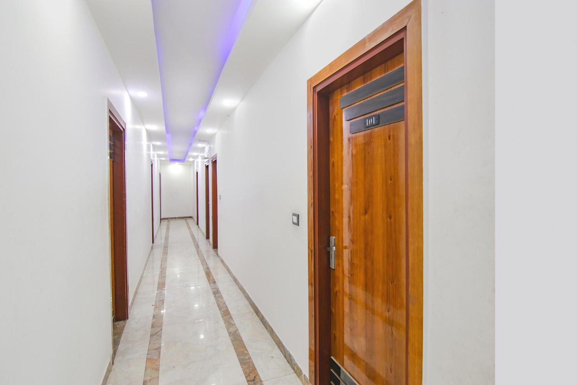 Fabhotel The Grand Heritage 3*