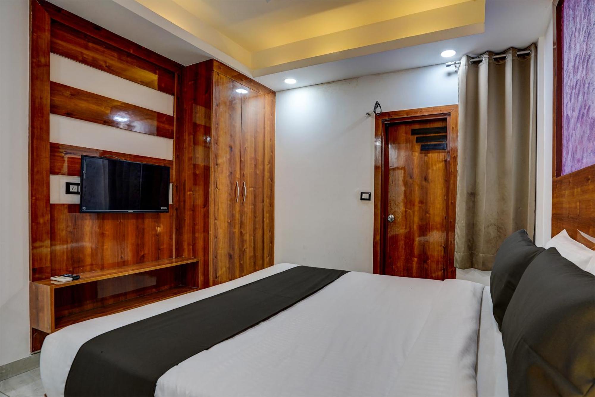 Luxury On Nh8 Near Hero Honda Chowk Hotel Gurgaon