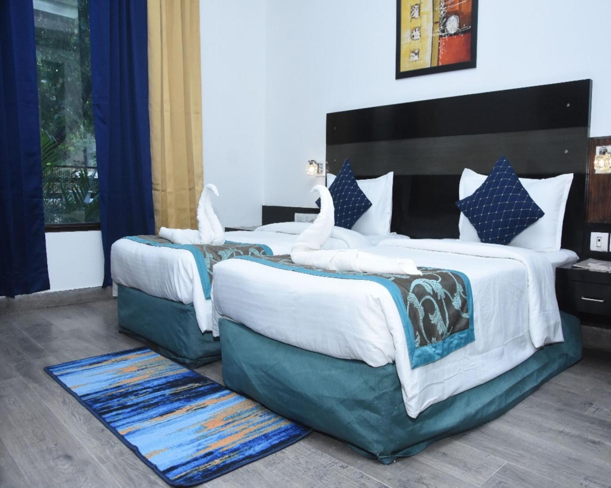 Fabhotel Posh Classic Hotel 3*