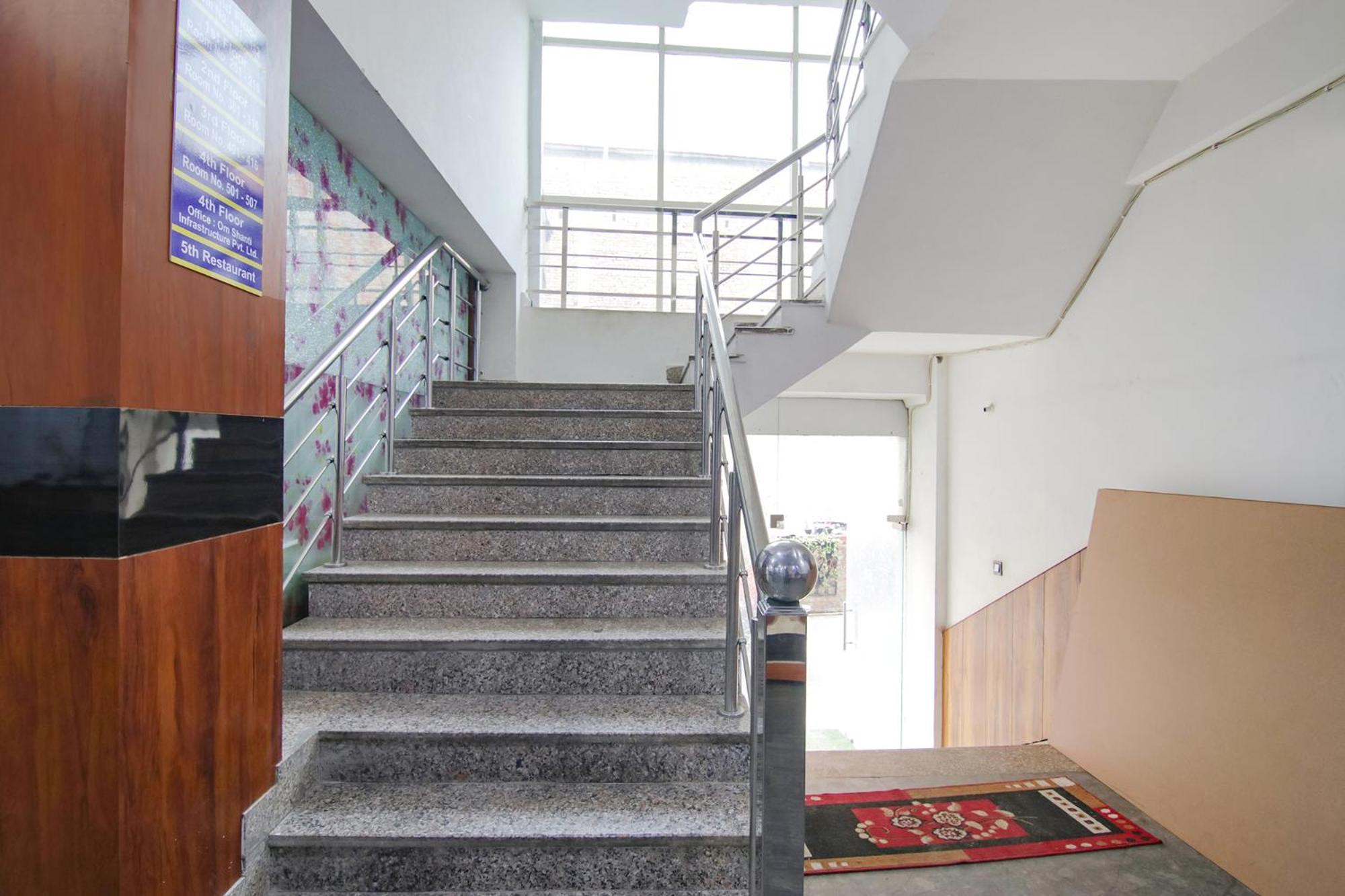 Fabhotel The Grand Heritage Gurgaon