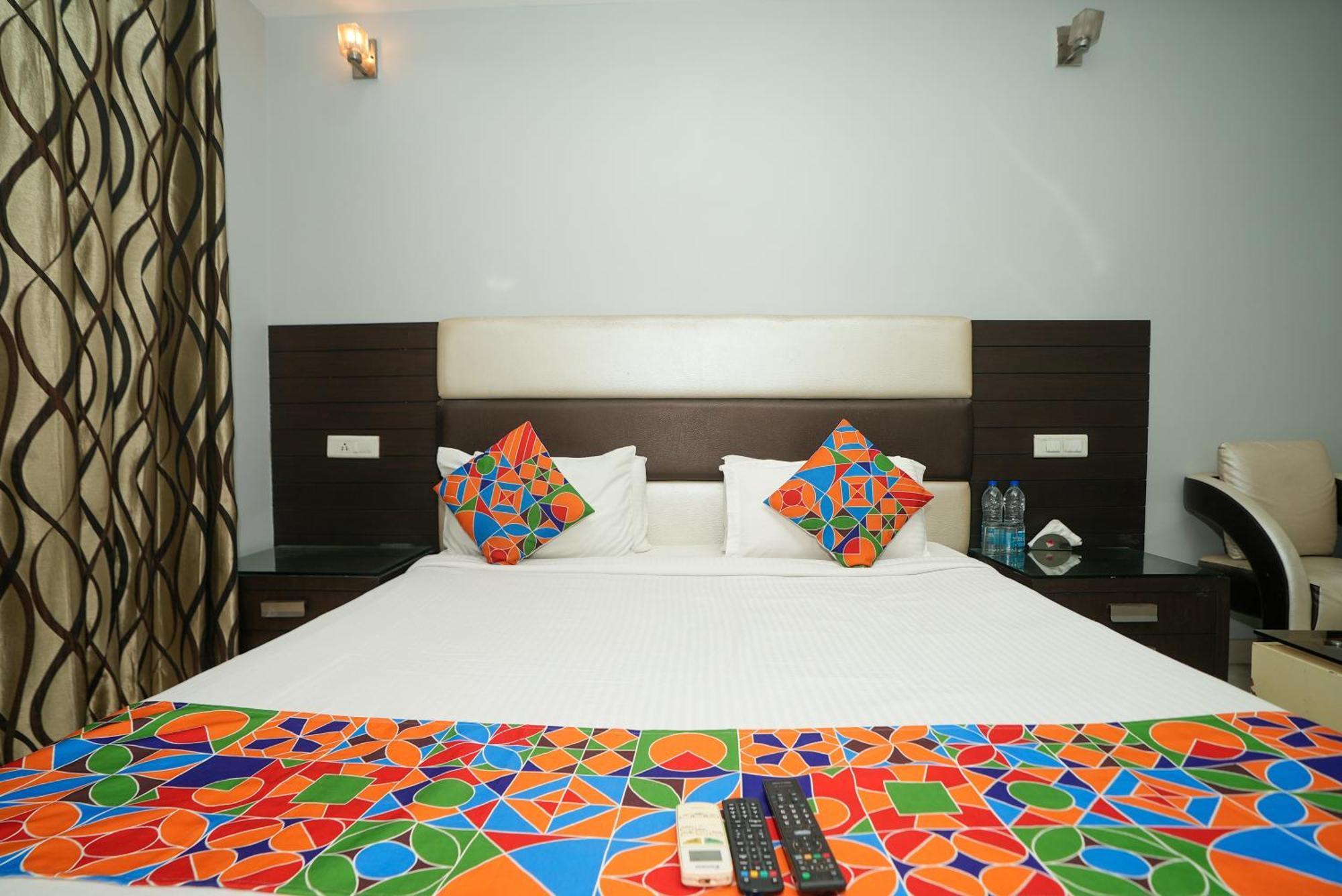 Daffodils Hotel Gurgaon