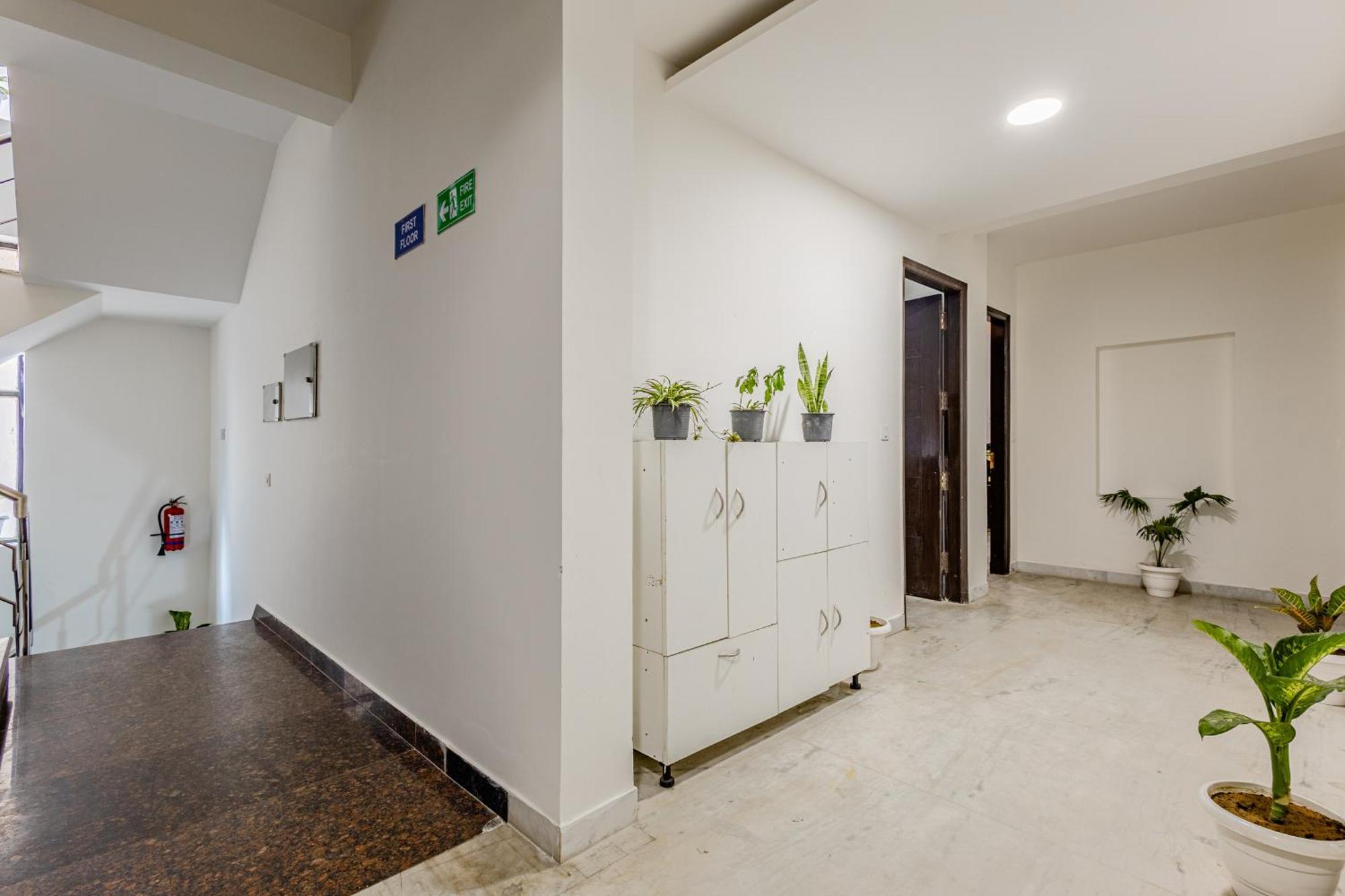 Lime Tree - Golf Course Road, Sector-43, Gurugram Hotel