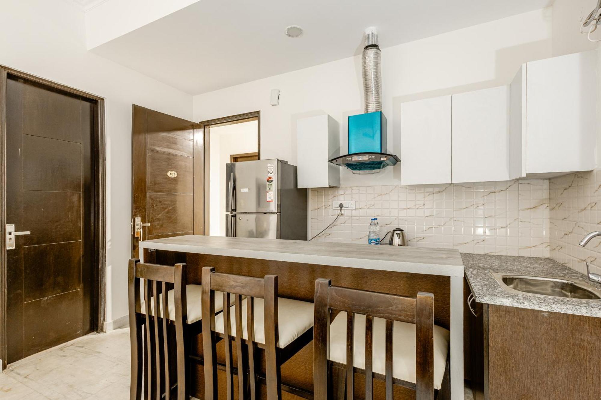 Lime Tree - Golf Course Road, Sector-43, Gurugram Hotel