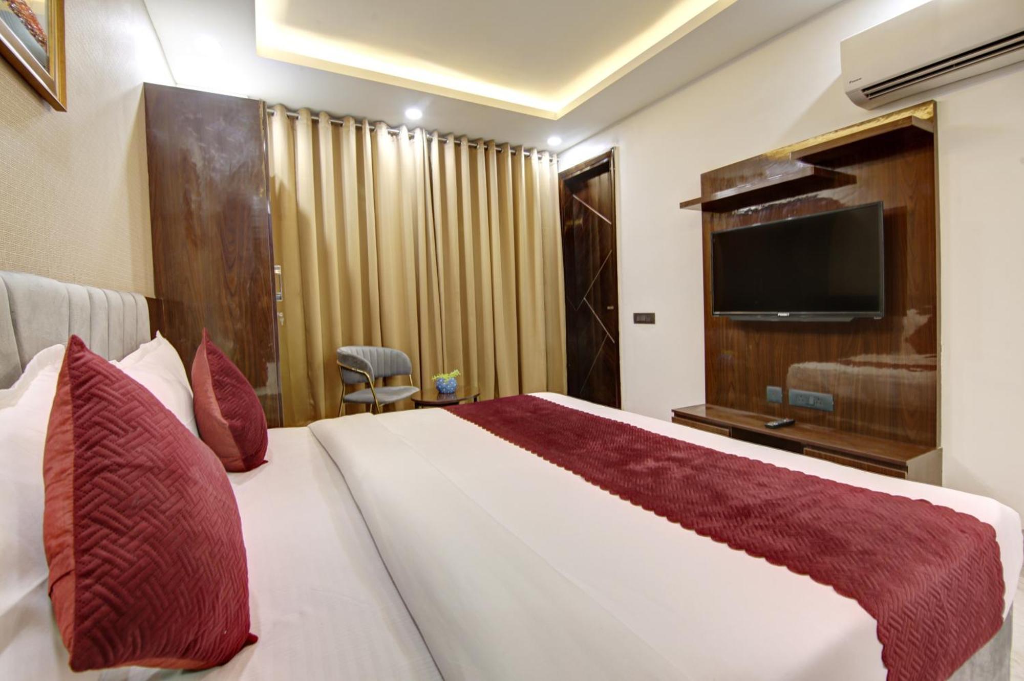 Limewood - Millennium Huda Center Gurgaon