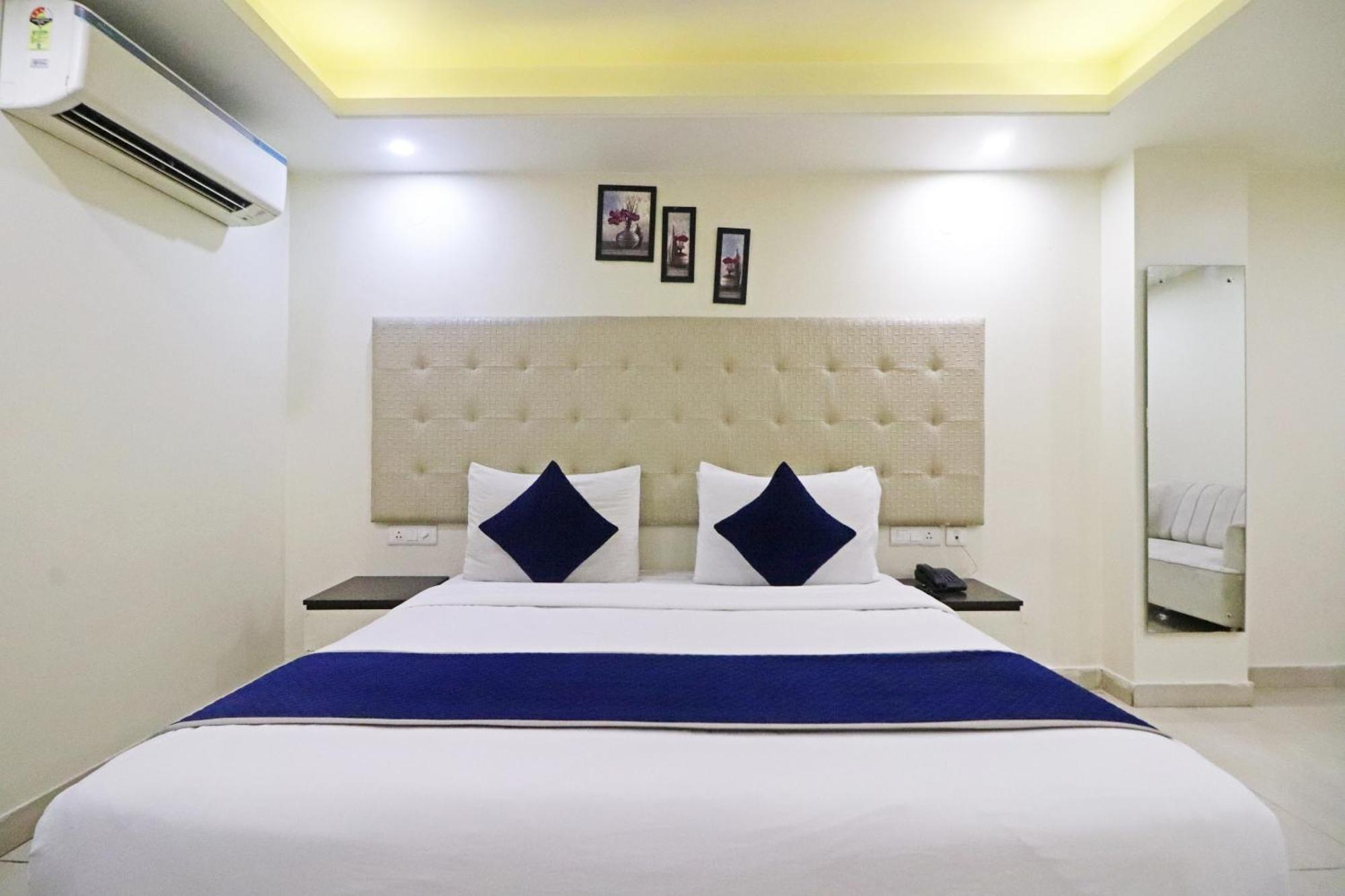 The Archer Artemis Hospital Road Sector 52 3* Gurgaon
