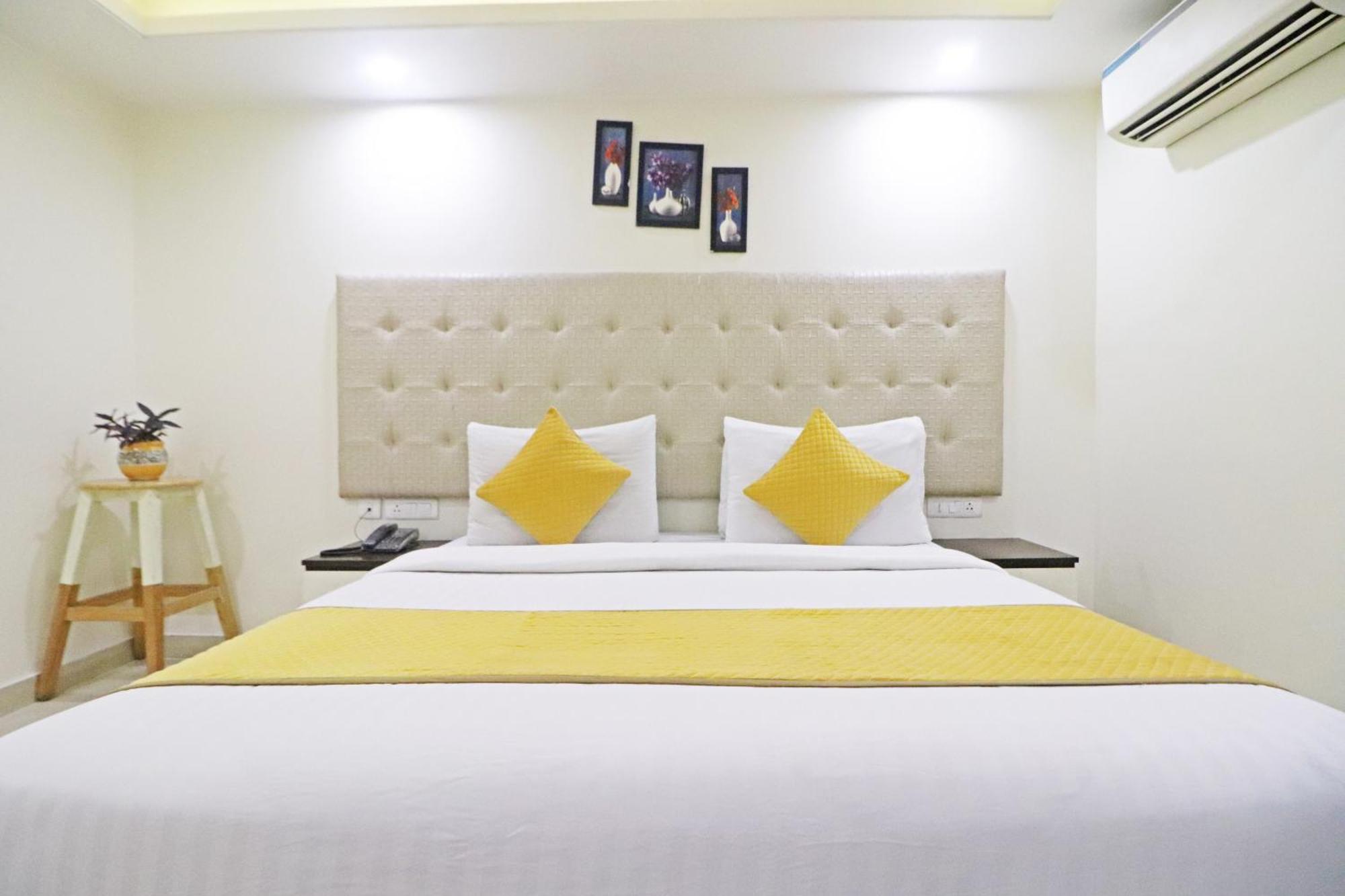 The Archer Artemis Hospital Road Sector 52 Hotel