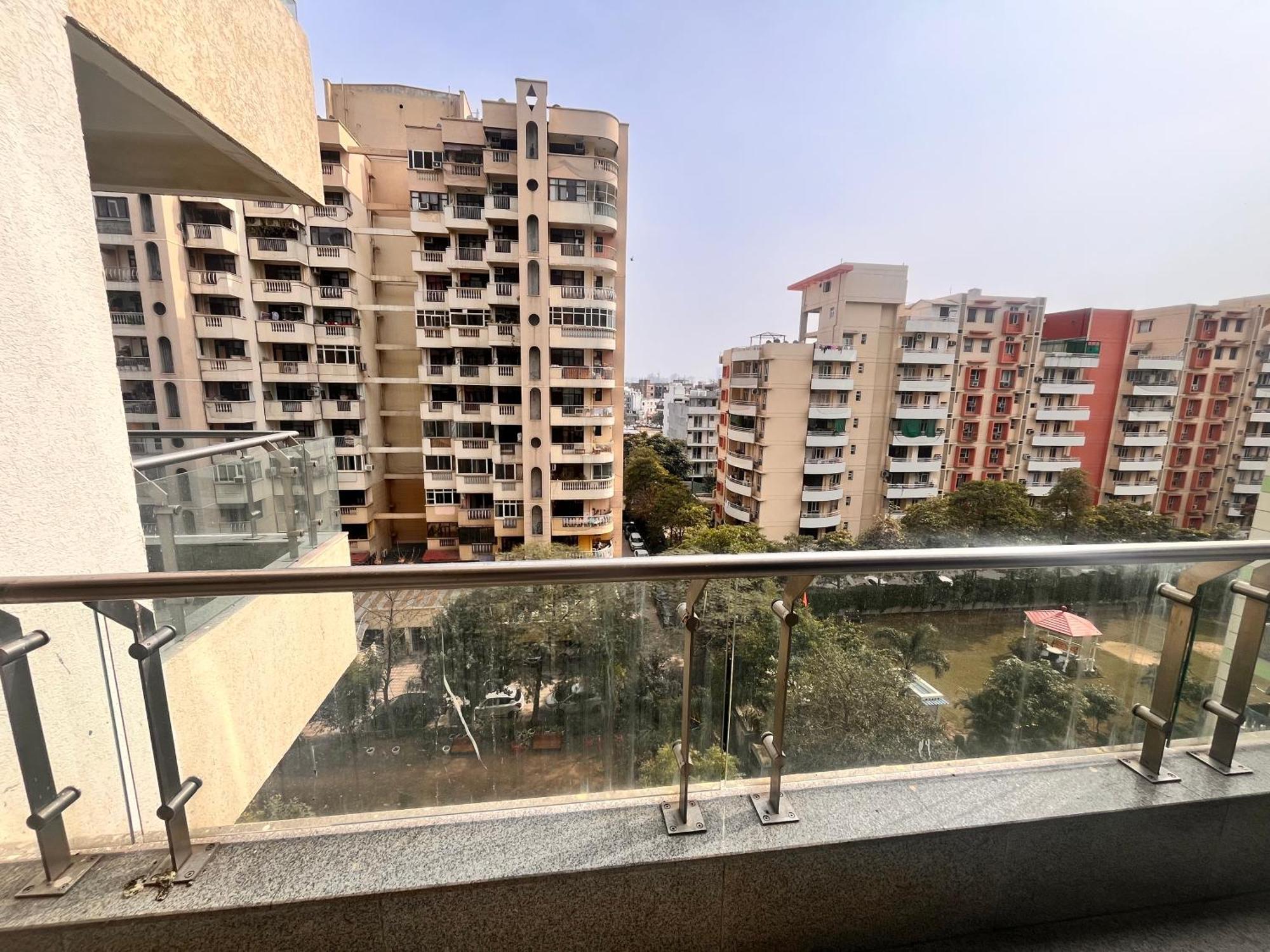 Gazebo & Medanta * Gurgaon