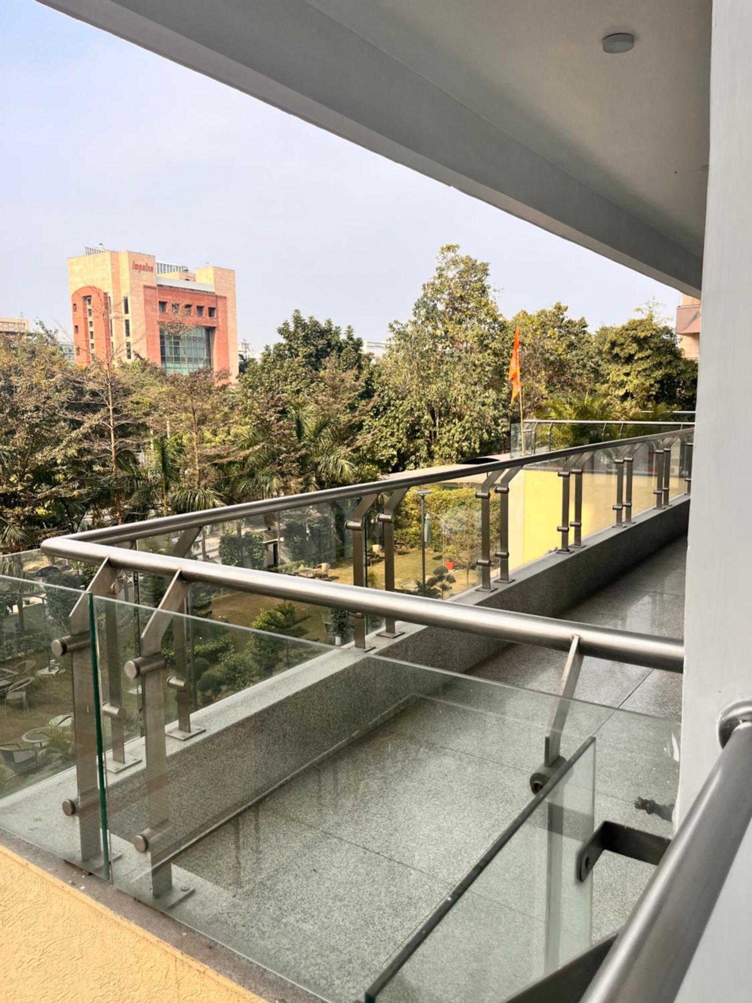 Gazebo & Medanta * Gurgaon