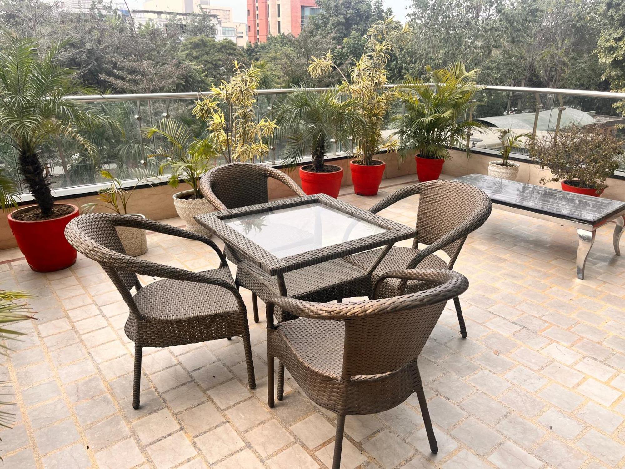 Gazebo & Medanta * Gurgaon