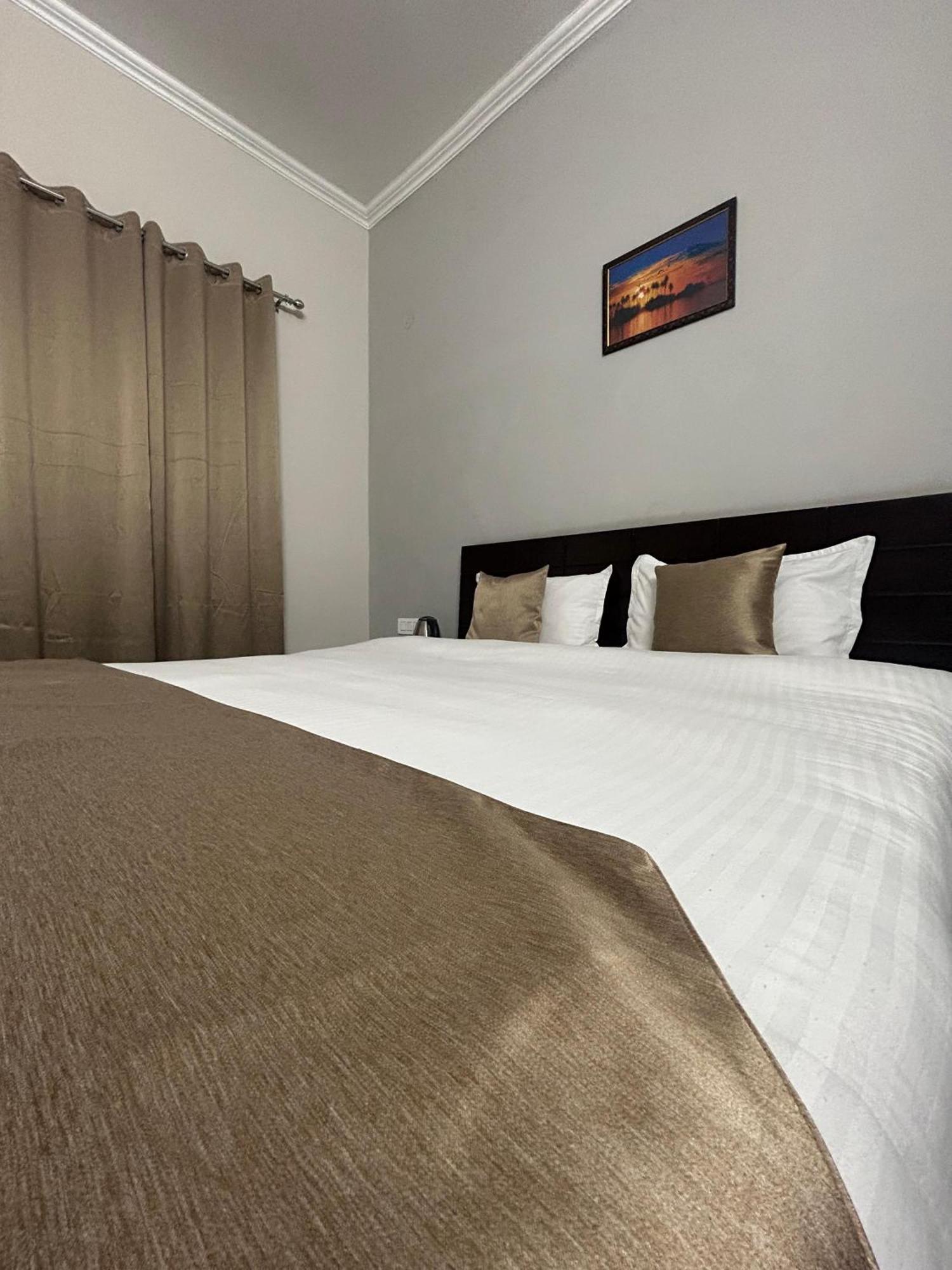 Raj Residency 3* Gurgaon