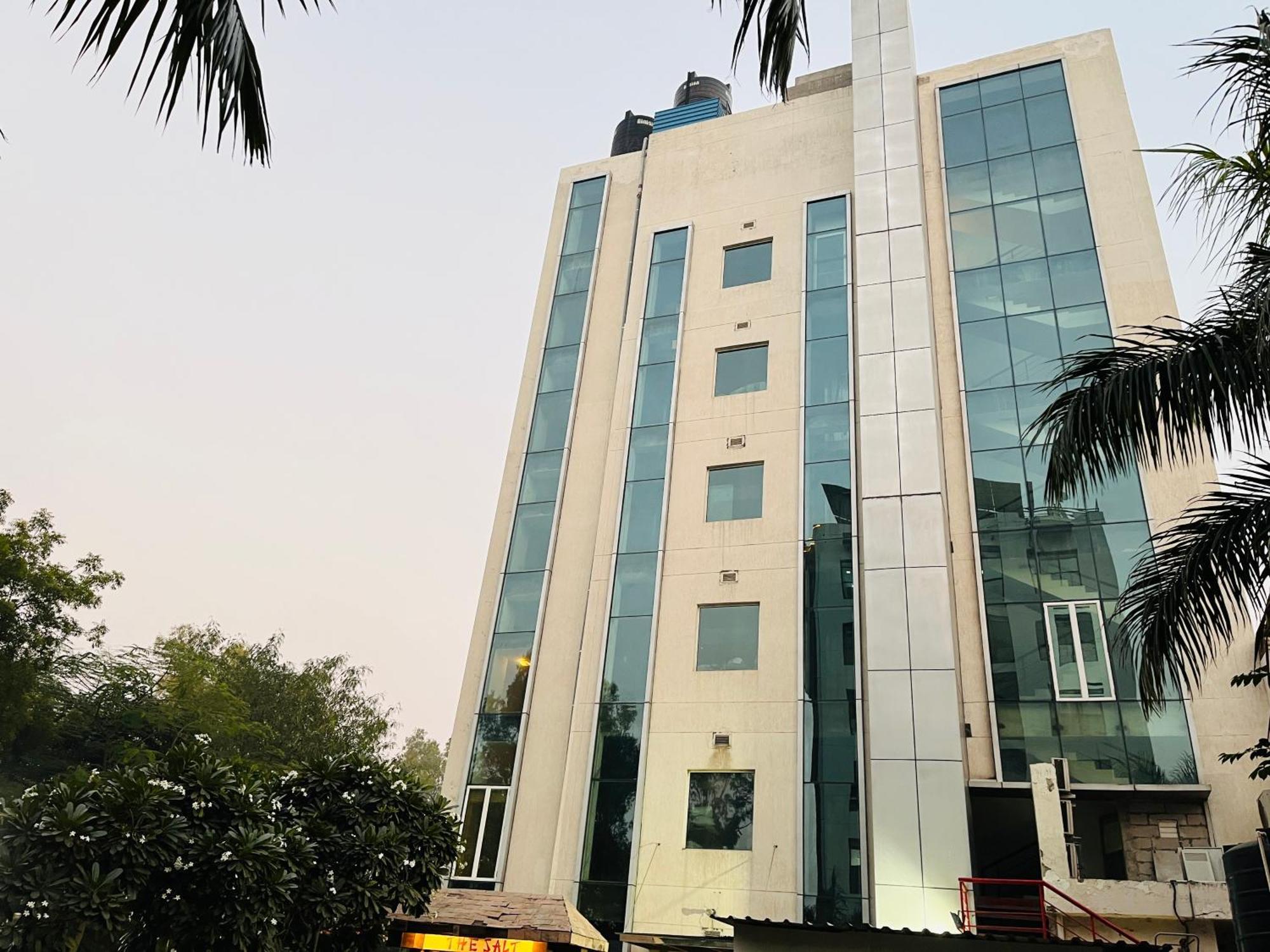 Corus & Banquets - Sector 14, Couple Friendly 3*