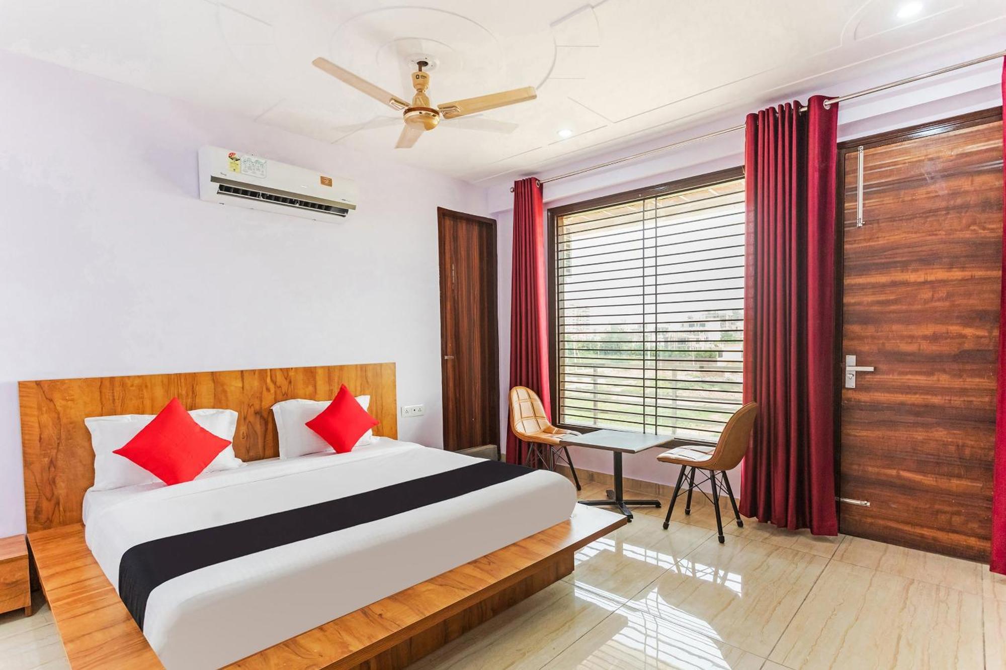 Capital O Harish Residency Hotel 3*