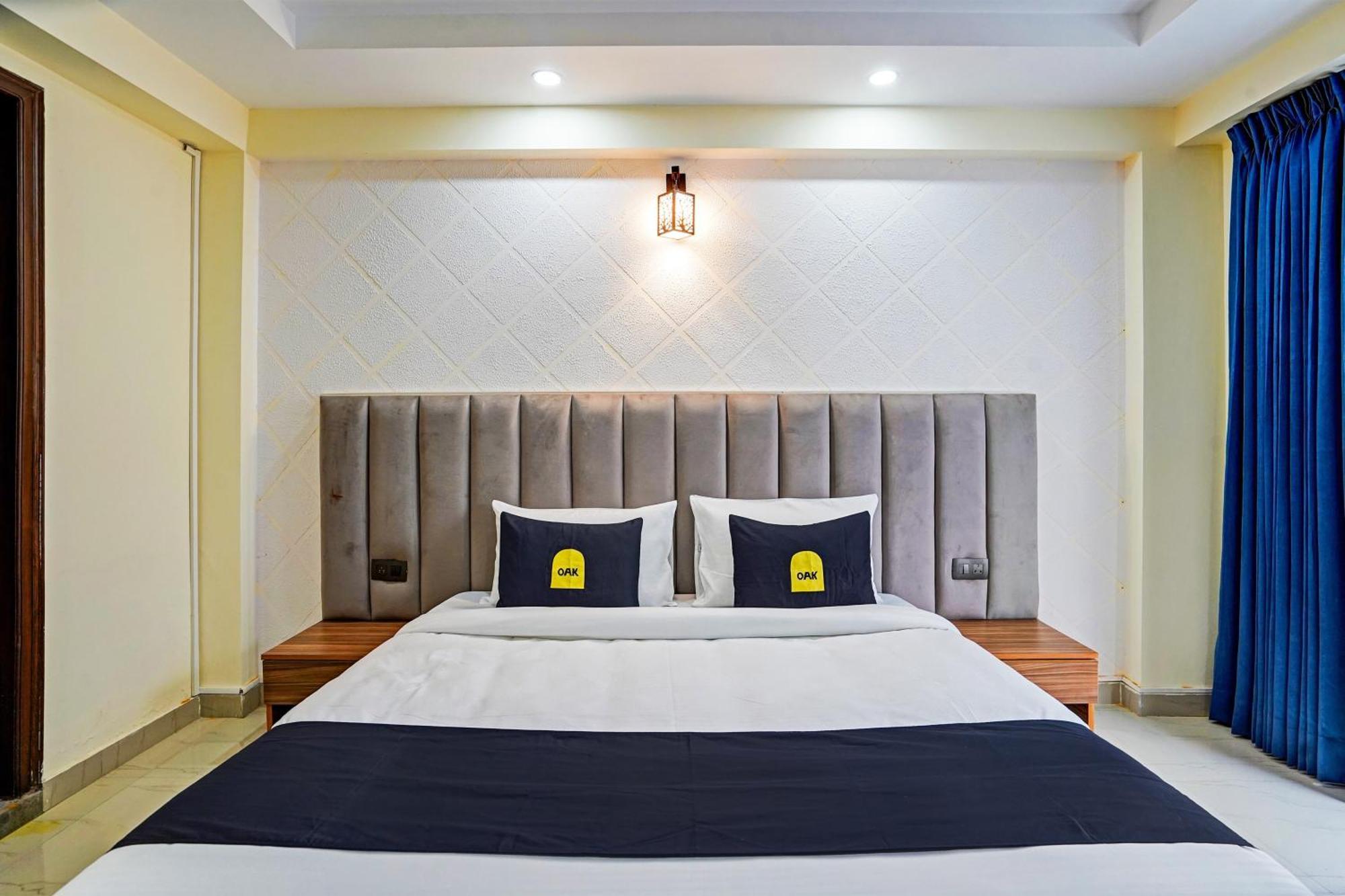 Hotel Collection O Dm 45 3*