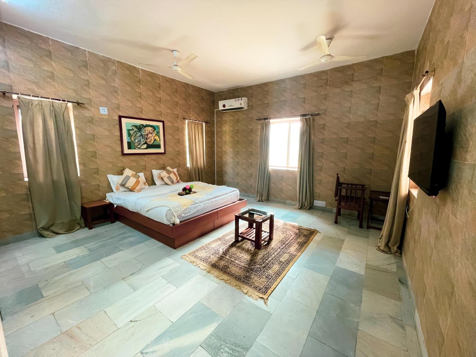 Willow Woods Farmhouse Farm stay Gurgaon