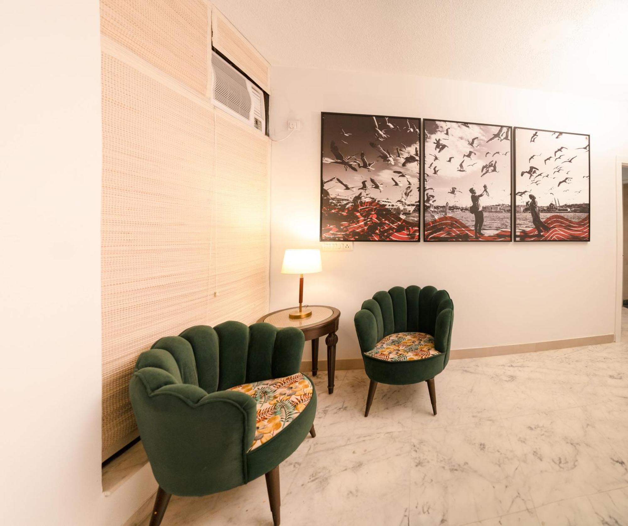 Firebrick Boutique Residences - Garnet House Hotel 4*