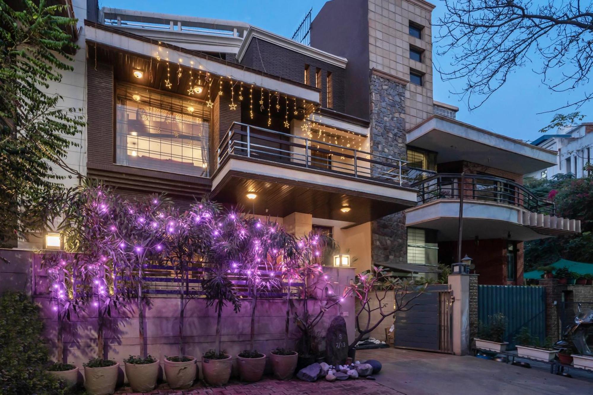 Luxurious 4 Bhk With Mini Movie Theatre In Holiday home