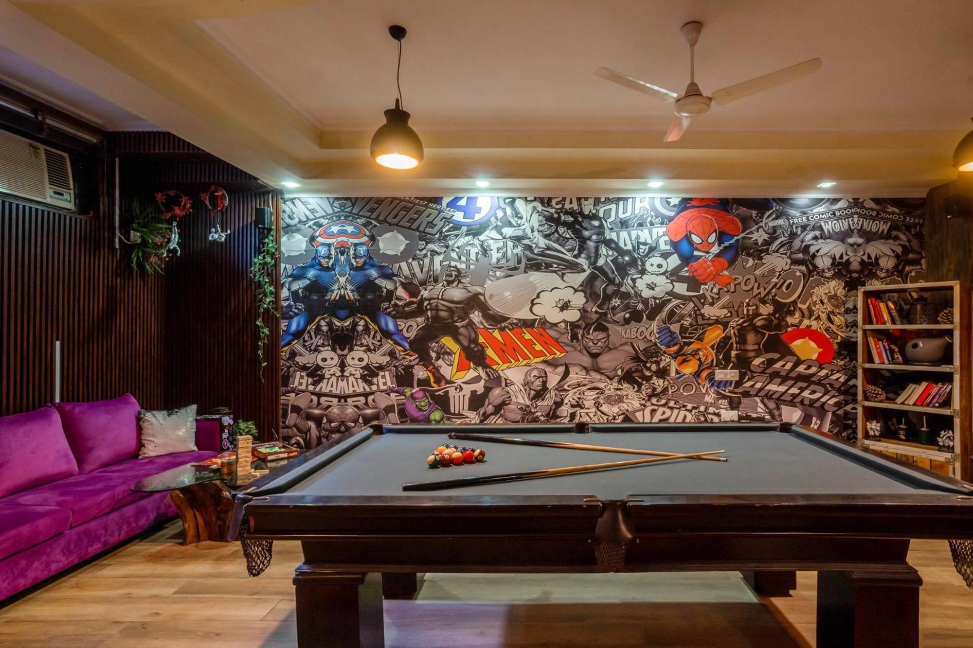 Luxurious 4 Bhk With Mini Movie Theatre In