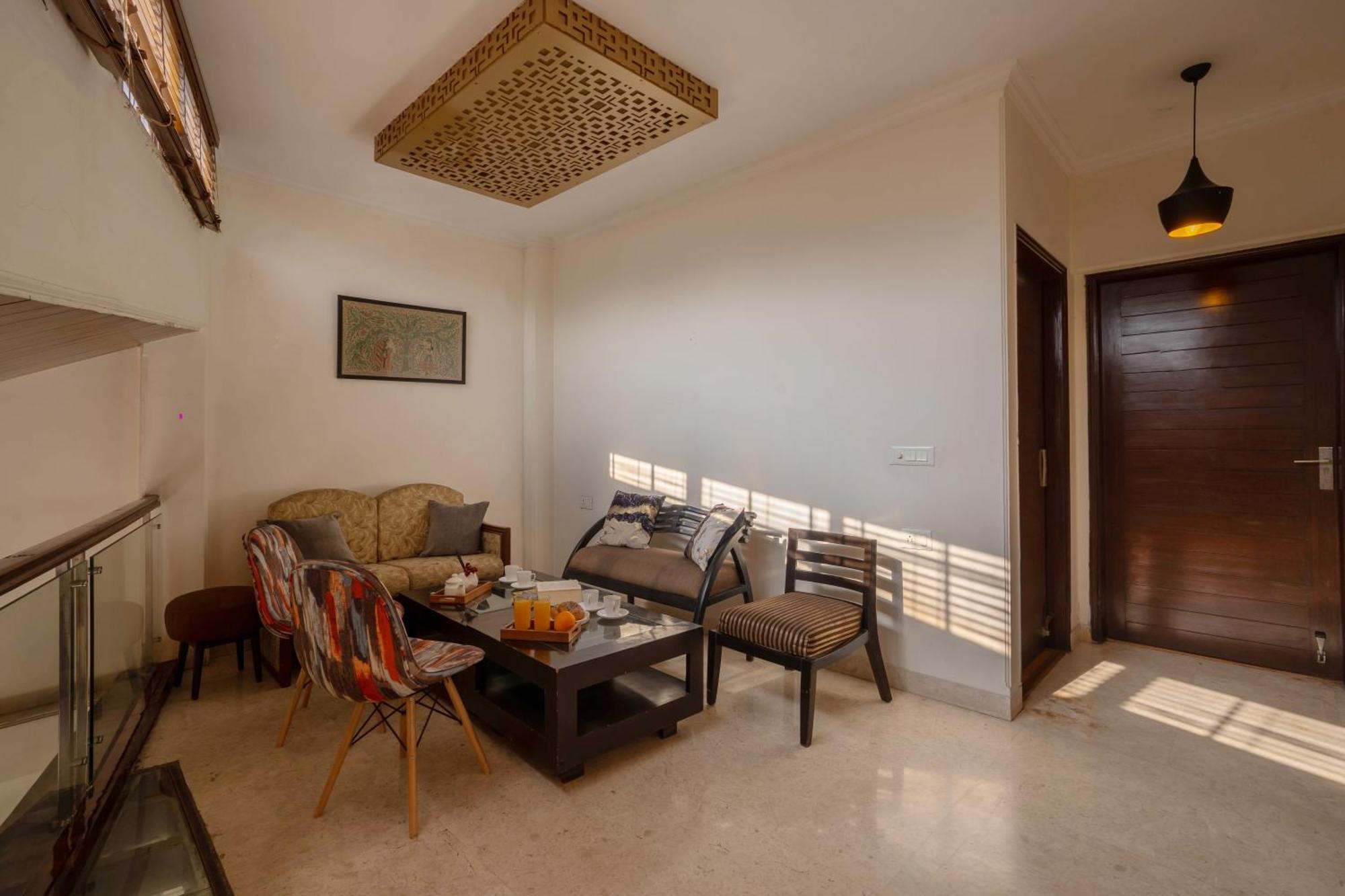 Luxurious 4 Bhk With Mini Movie Theatre In Holiday home