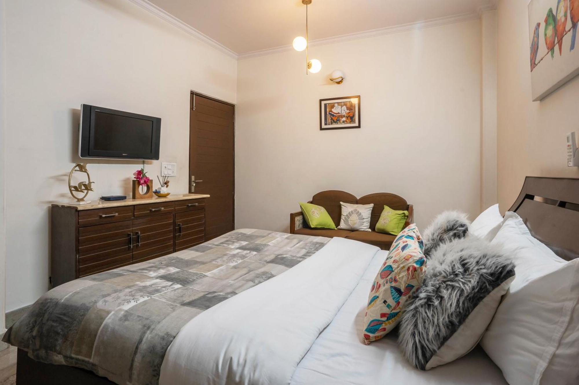 Luxurious 4 Bhk With Mini Movie Theatre In Holiday home Gurgaon