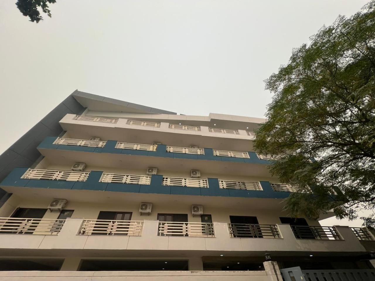 Cozy 1 Bhk * Gurgaon