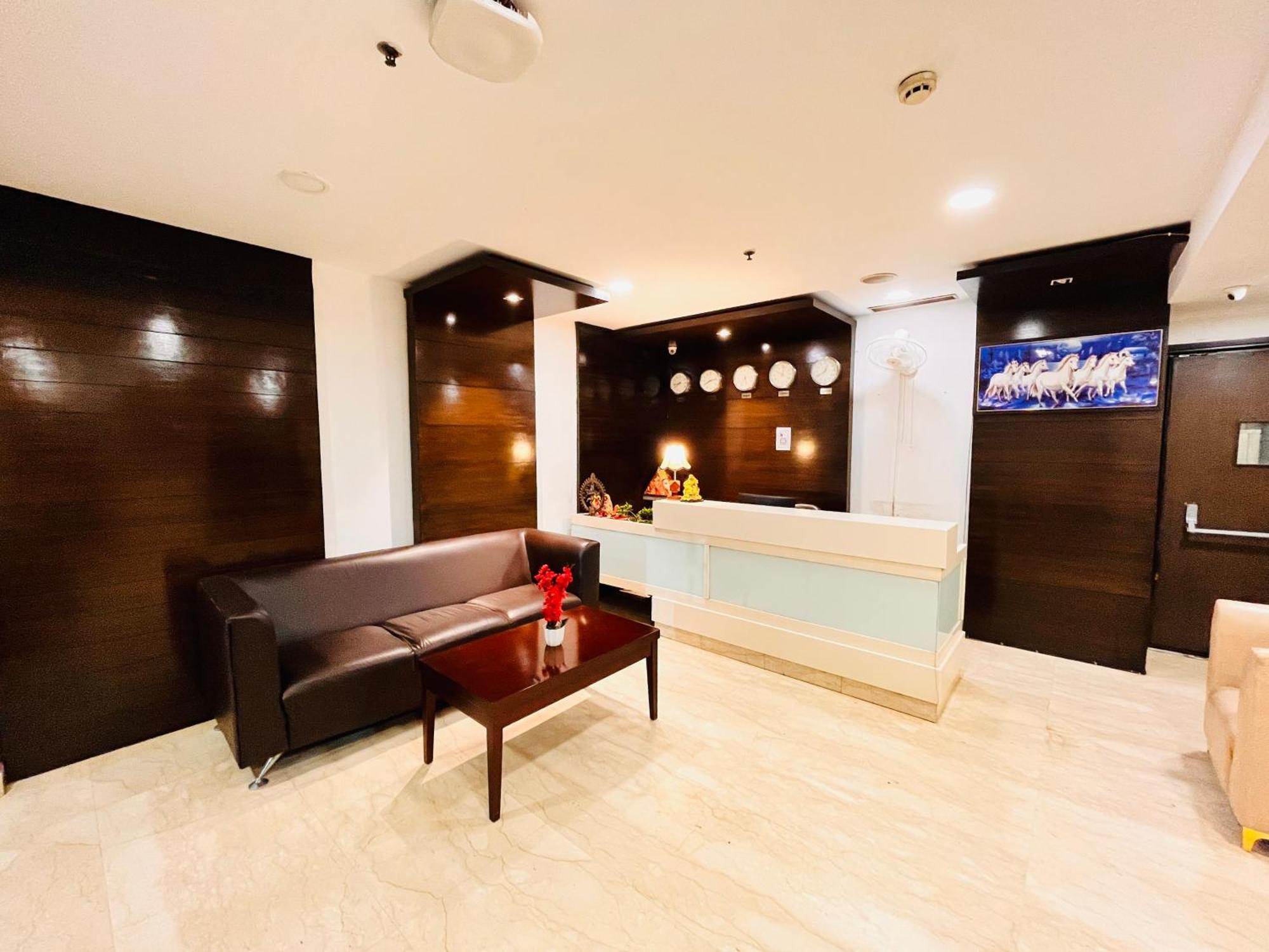 Corus & Banquets - Sector 14, Couple Friendly 3*